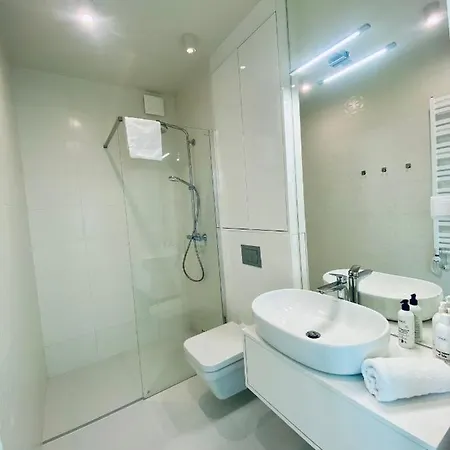 Wave - Endless Sea View Apartment