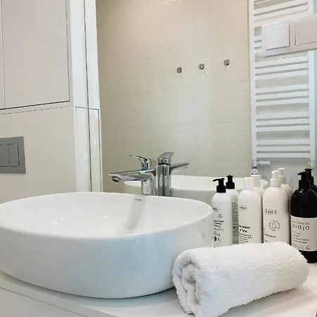 Wave - Endless Sea View